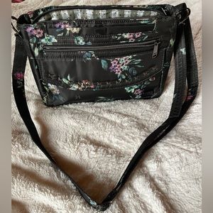 Lug Pacer 2-NWOT Crossbody Bag- Bouquet Black